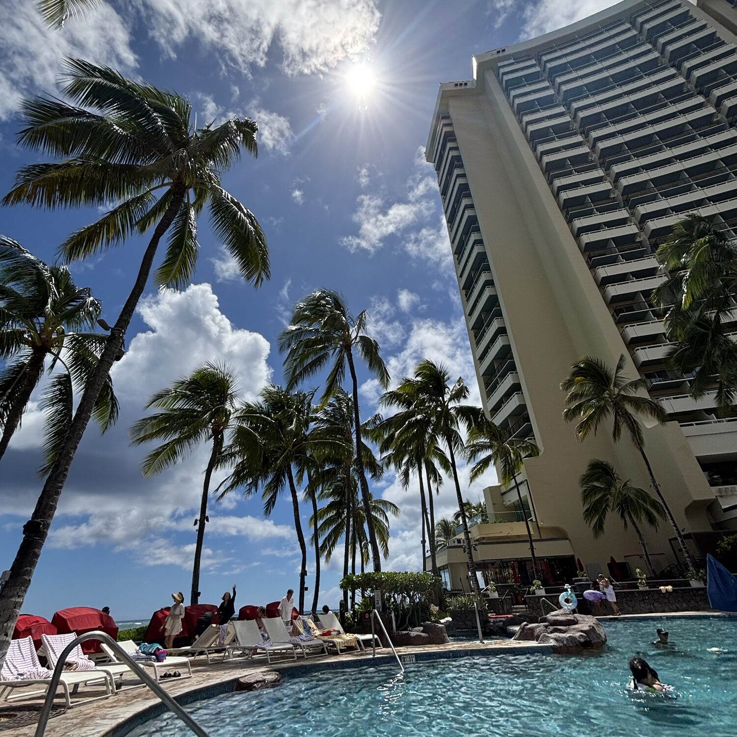 シェラトンワイキキのプール