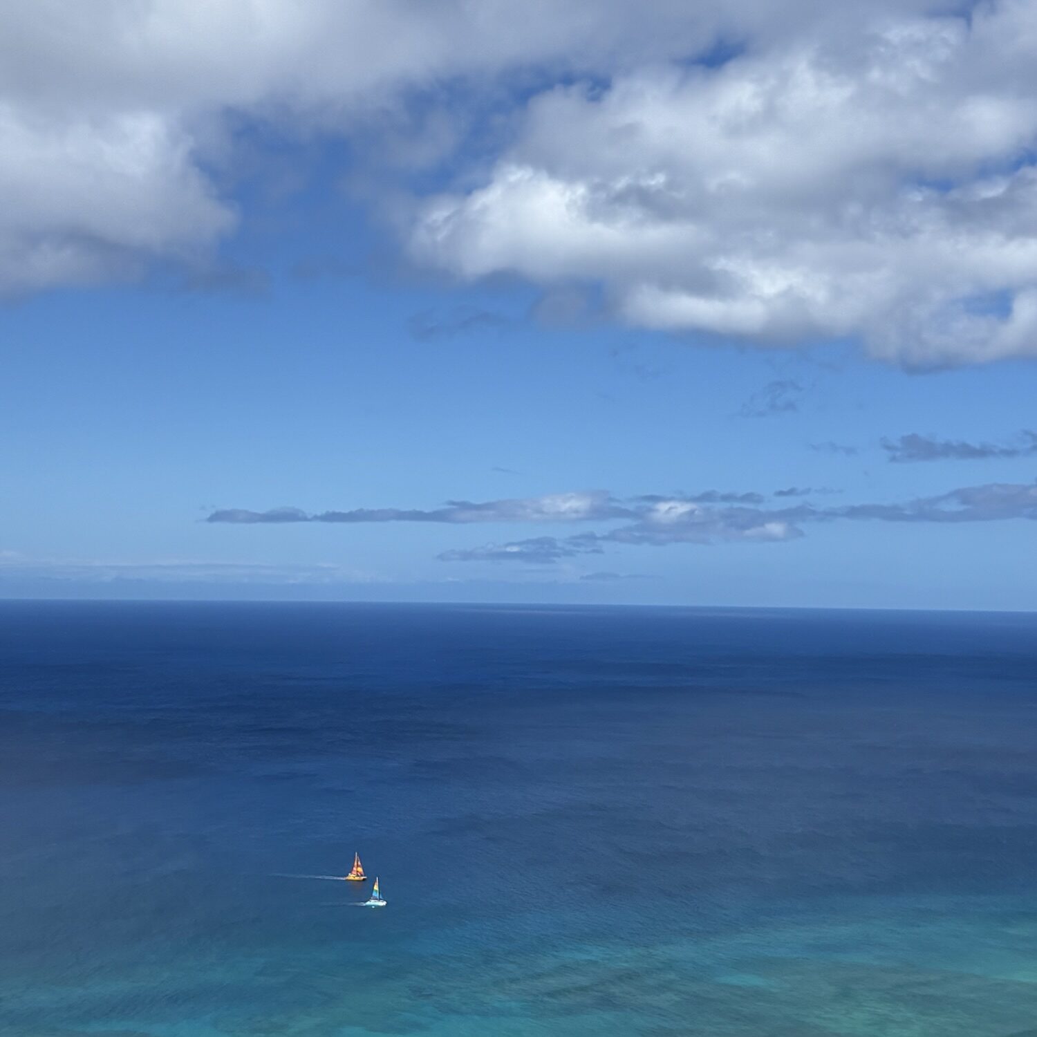 ダイヤモンドヘッド頂上からの景色