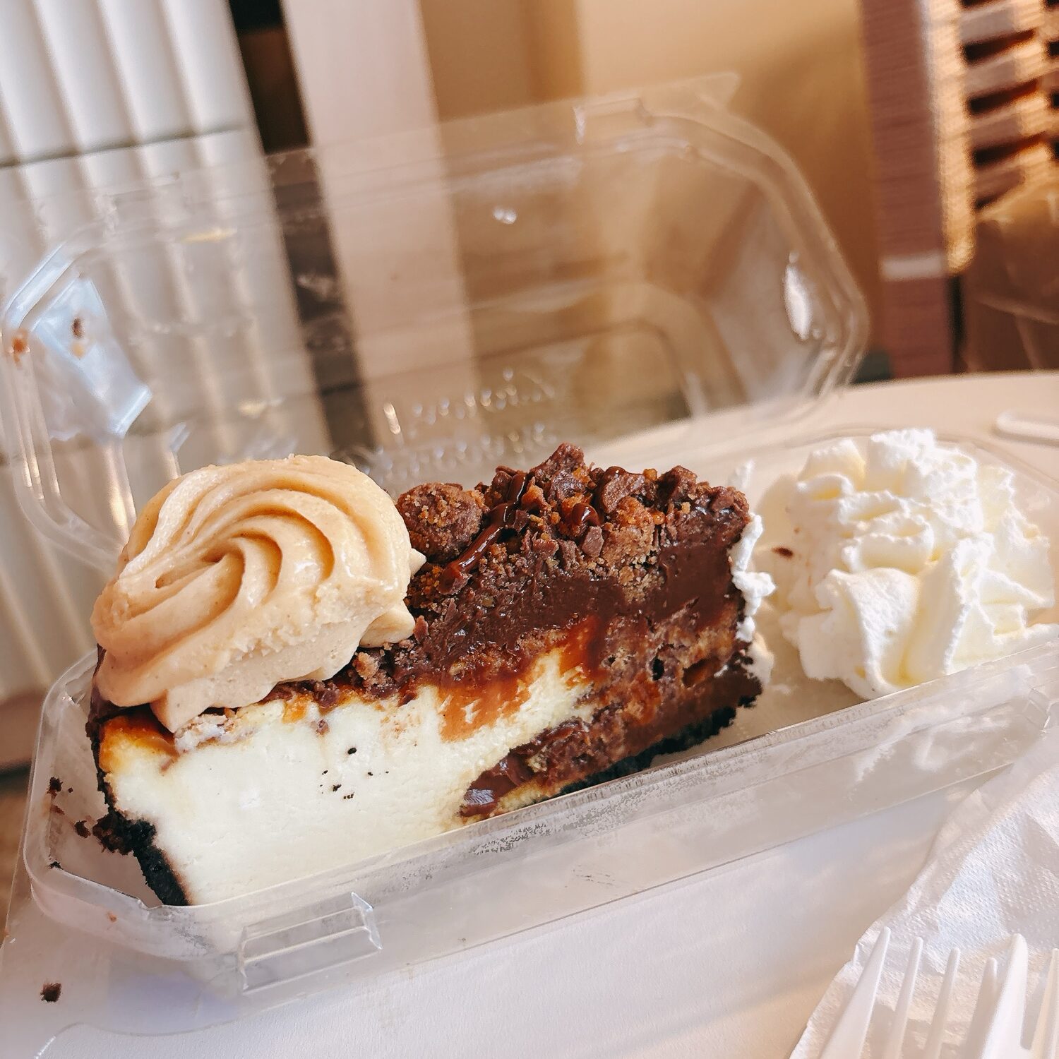 チーズケーキファクトリー